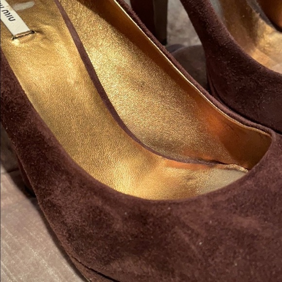 Miu MIU Brown Suede Platform Pumps - Picture 13 of 14